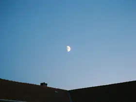 Comprendre le sommeil – image de couverture de l’app, générée par IA