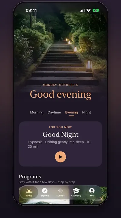 Screenshot: the Today tab in the evening with a suggested session and the programs