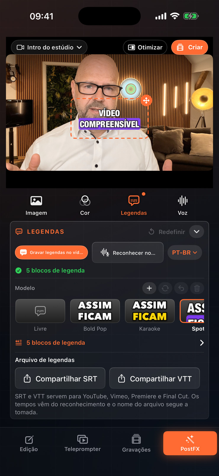 iPhone com legendas e modelos no PostFX